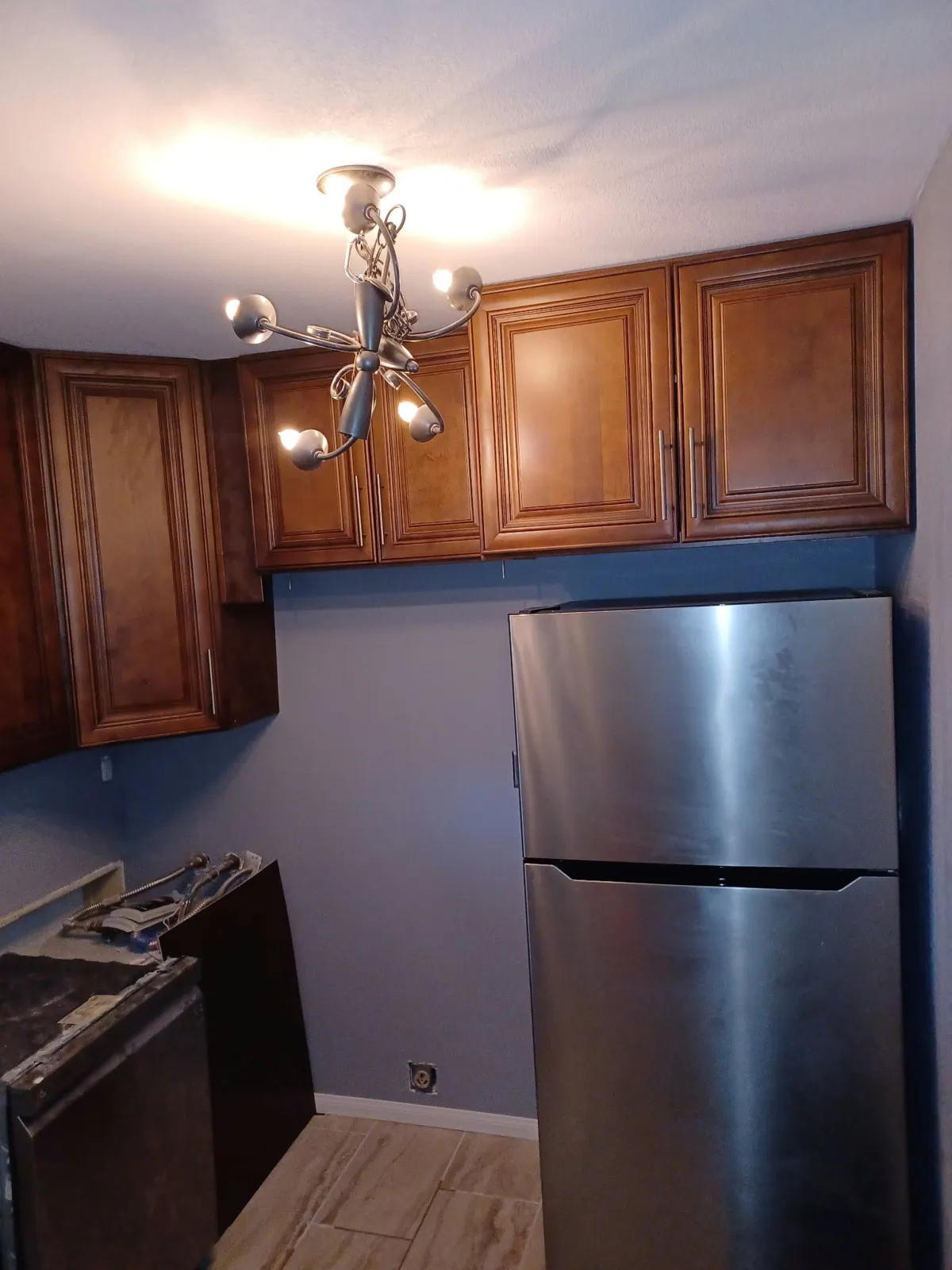 Cabinet wall — kitchen by Happy Homes Remodeling, Henderson, NV